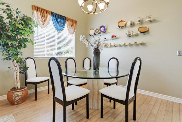 Detail Gallery Image 8 of 41 For 868 Panella Ct, Oceanside,  CA 92057 - 4 Beds | 2 Baths