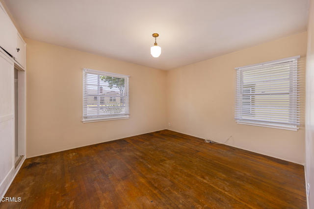 237 N Katherine Drive, Ventura CA: https://media.crmls.org/mediaz/935f49c4-68e7-4bd1-84bd-fddc0afcccd6.jpg