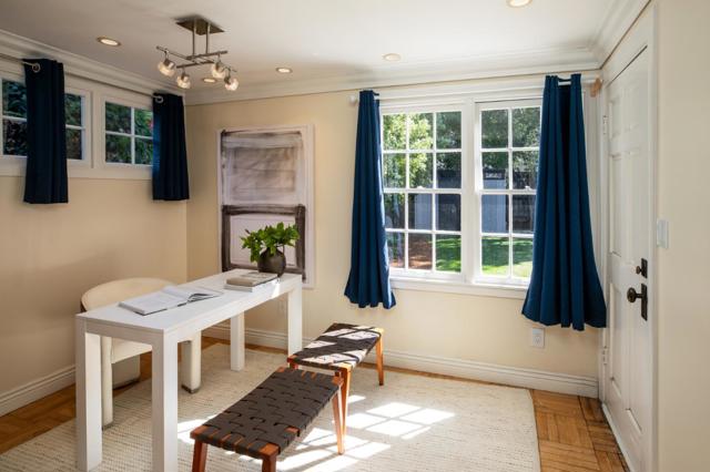 945 Evelyn Street, Menlo Park CA: https://media.crmls.org/mediaz/935fe181-475e-45d2-a8c9-9742fa5102be.jpg