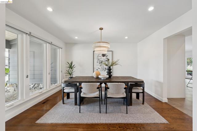 Image 11 of 60 For 7919 Phaeton Dr