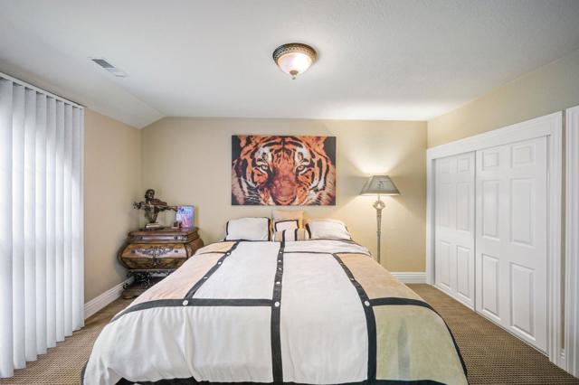 1181 Virginia Avenue, Campbell CA: https://media.crmls.org/mediaz/936153af-6bbf-4d64-8d67-1f8582308592.jpg