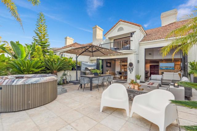 59 Tunapuna Ln, Coronado CA: https://media.crmls.org/mediaz/9361b915-c090-41b7-b2cb-9aea7f52a3c7.jpg