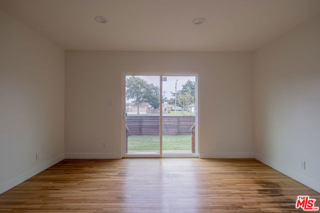 Image 20 of 29 For 17901 Crenshaw Boulevard