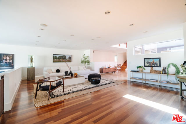 Image 41 of 74 For 1320 Abbot Kinney Boulevard