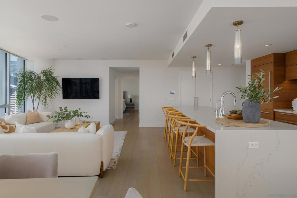 888 E Street - photo 12