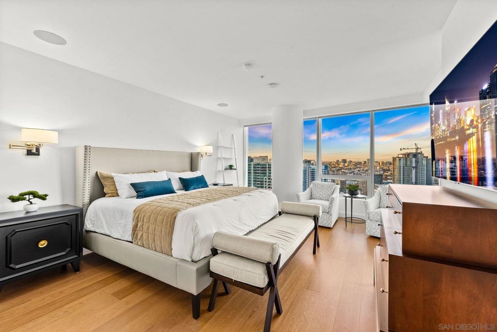 888 E Street - photo 11