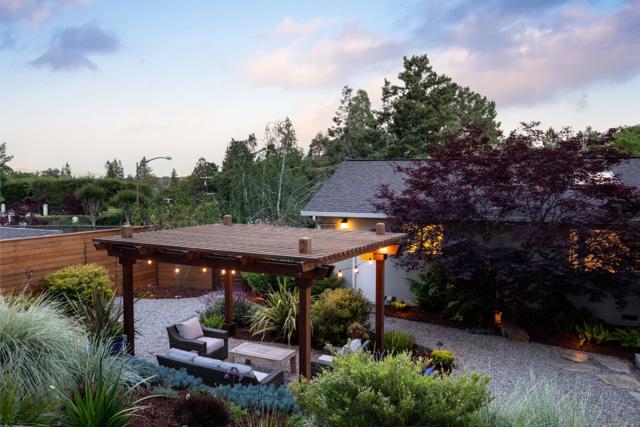 2230 Tioga Drive, Menlo Park CA: https://media.crmls.org/mediaz/93658f6b-e83a-4874-a6d4-c629bd0160ba.jpg