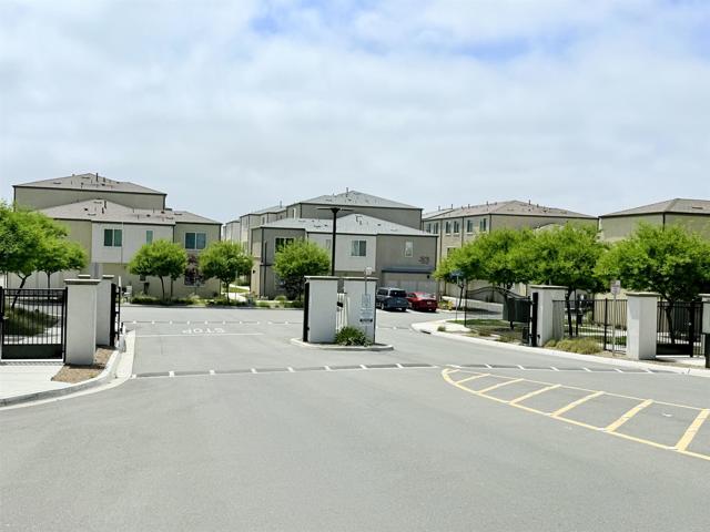 5211 Beachfront Cove, San Diego CA: https://media.crmls.org/mediaz/9365b0d4-d28d-4438-bc99-46351e61eb7c.jpg