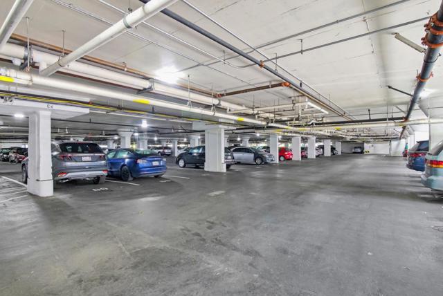 Image 31 of 49 For 8 Commodore Drive C457