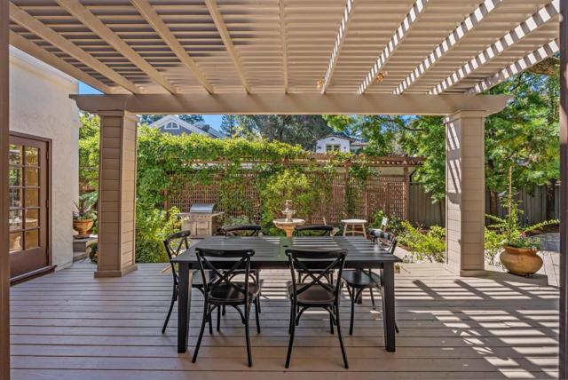 631 Coleridge Avenue, Palo Alto CA: https://media.crmls.org/mediaz/936877ec-eacf-4503-9289-524620d6ab1b.jpg