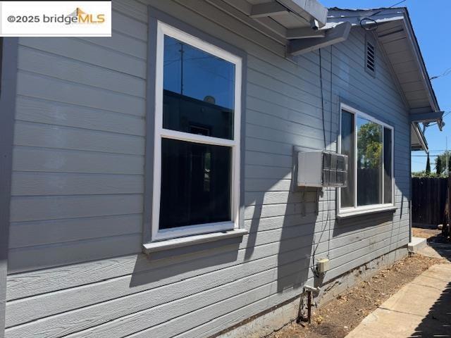 506 W 15Th St, Antioch CA: https://media.crmls.org/mediaz/936a0dab-700d-4671-8e28-0ca6459097d3.jpg