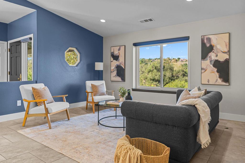 MLS #250043071SD image #50