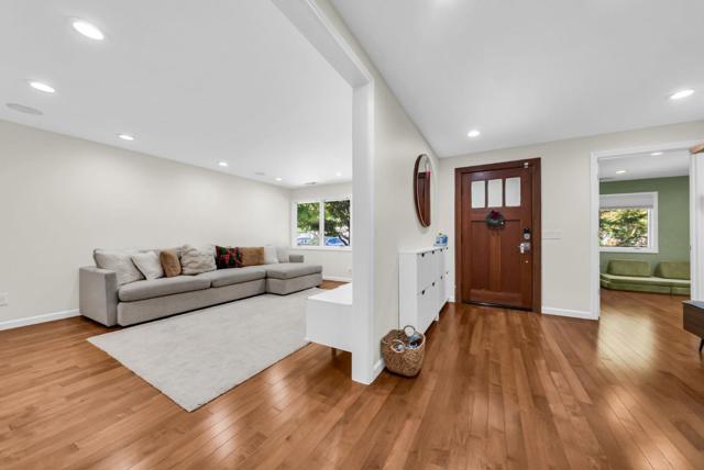 1024 Berkeley Avenue, Menlo Park CA: https://media.crmls.org/mediaz/936ae923-6614-4f48-bd34-ec1626befaac.jpg