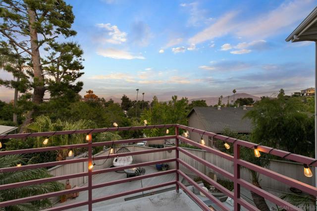 10164 Vivera Dr, La Mesa CA: https://media.crmls.org/mediaz/936c0c7b-8410-4a77-a8df-f8613ea81f79.jpg