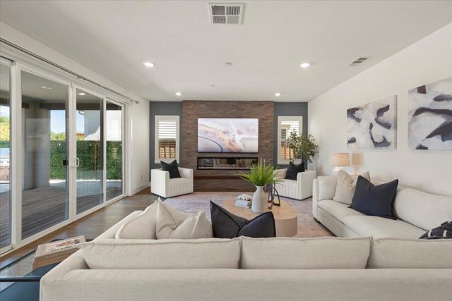 7171 Spumante Court, Gilroy CA: https://media.crmls.org/mediaz/936cd6c9-4c73-4f5e-864d-1699001c698f.jpg