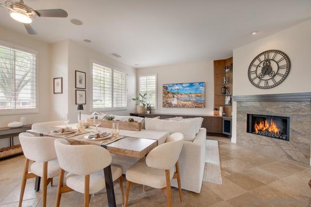 2537 Carriagedale Row, La Jolla CA: https://media.crmls.org/mediaz/936e56a6-9779-443d-b1ff-aaeb8de81b32.jpg