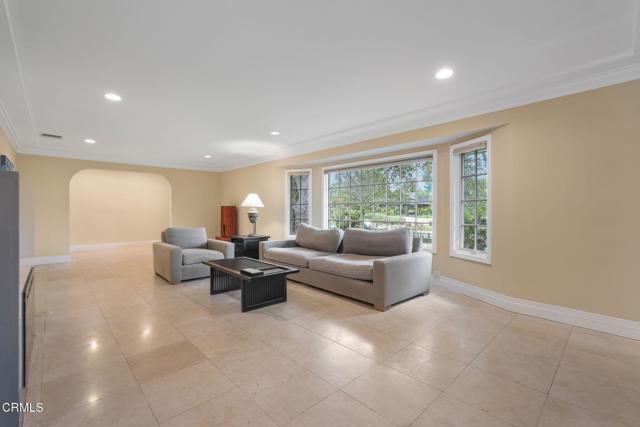 1525 Waverly Road, San Marino CA: https://media.crmls.org/mediaz/936e731d-bce5-4b86-a3b1-b025477202f9.jpg