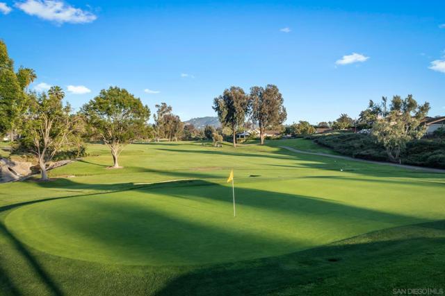 17268 Bernardo Oaks Dr, San Diego CA: https://media.crmls.org/mediaz/936ea74c-7fcc-4fae-af0d-2589160aba13.jpg