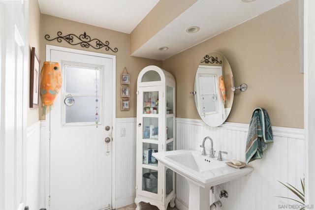 13862 DAVENPORT AVENUE, San Diego CA: https://media.crmls.org/mediaz/936f1fee-92f7-4234-bc71-85d4f350f6f5.jpg