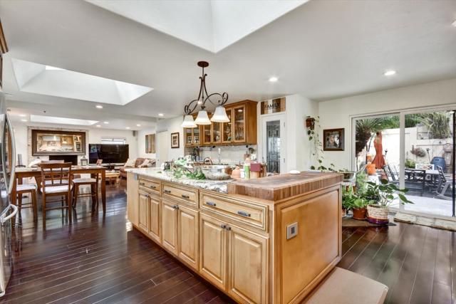 372 Fleming Avenue, San Jose CA: https://media.crmls.org/mediaz/936fa5a8-764e-432c-b0a8-159b906caf63.jpg