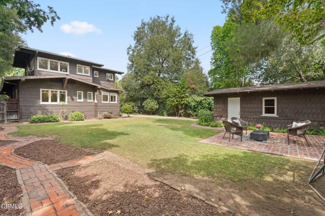 2039 Edgewood Drive, South Pasadena CA: https://media.crmls.org/mediaz/936fd913-505f-4599-bef6-4b8933312018.jpg