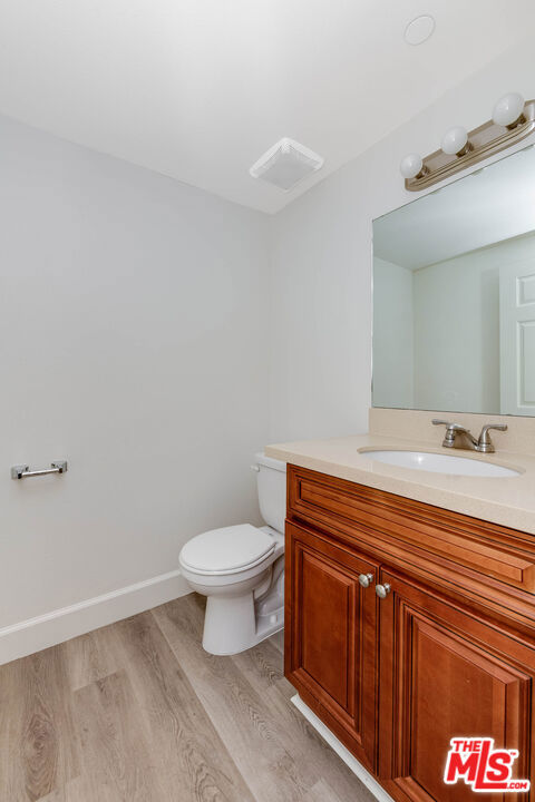 14735 Friar Street, Van Nuys CA: https://media.crmls.org/mediaz/9371bc10-12ea-446d-8da1-887a233b21ca.jpg
