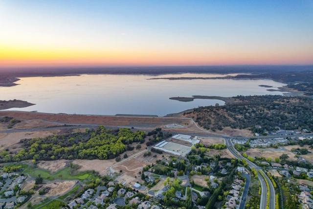 Image 2 of 60 For 5100 Thalia Drive