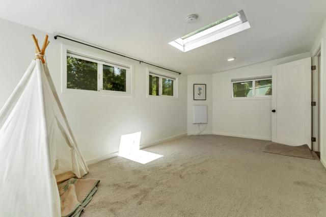 160 Woodland Drive, Ben Lomond CA: https://media.crmls.org/mediaz/9372ddab-ce77-457e-8b13-f94cb541611f.jpg