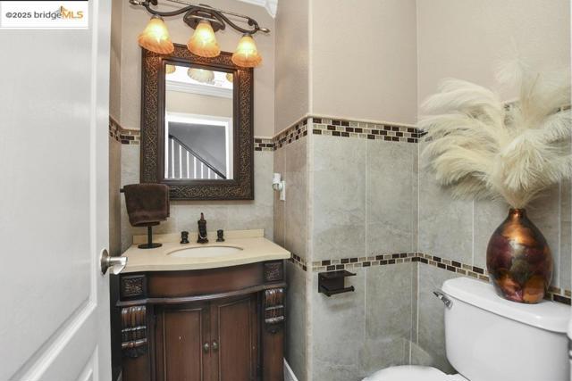 25 Solitude Ct, Oakley CA: https://media.crmls.org/mediaz/937338e8-fab4-4dd1-922d-85671022a37f.jpg