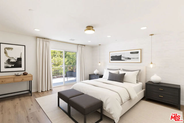 7676 Coldwater Canyon Court, North Hollywood CA: https://media.crmls.org/mediaz/93758e18-545c-439d-9a79-eefa57458d30.jpg