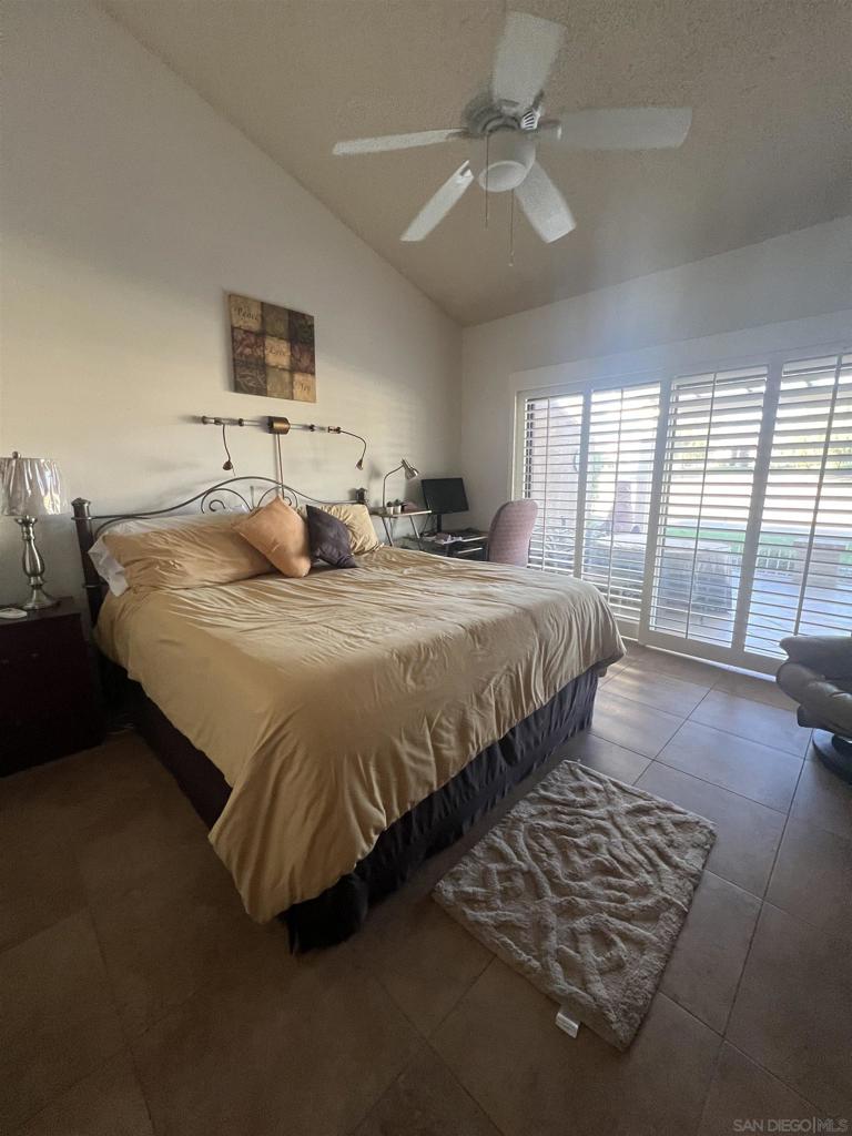 MLS #250043751SD image #23