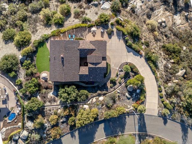 29472 Welk Highland Dr., Escondido CA: https://media.crmls.org/mediaz/93785fcb-ca57-4ec1-a05d-1050feb1780b.jpg