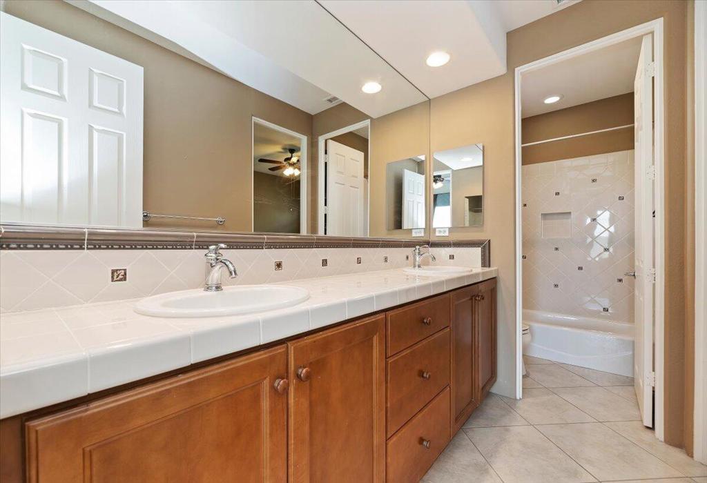 MLS #219149181DA image #30