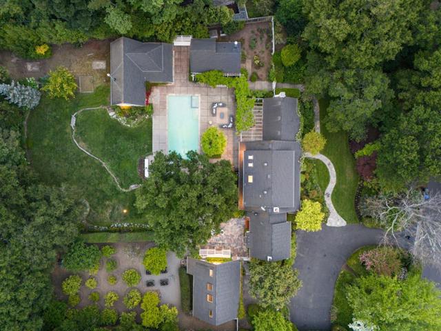 37 Lupin Lane, Atherton CA: https://media.crmls.org/mediaz/9378de52-0576-4340-8028-5784be7eb2b1.jpg