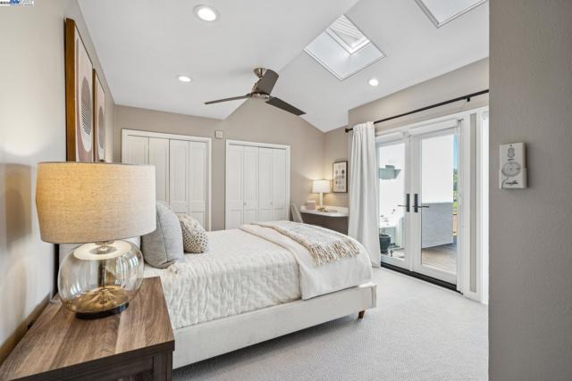 11 Leslyn Lane, Lafayette CA: https://media.crmls.org/mediaz/937950cb-05b9-4b37-bd5d-10b8bce4ed73.jpg
