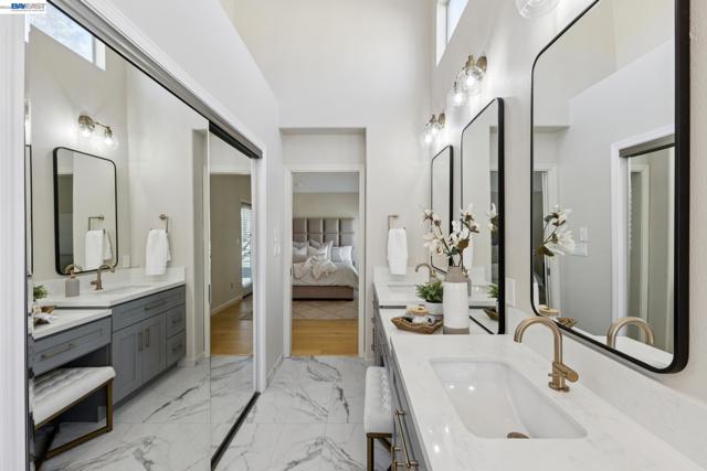 Image 41 of 60 For 674 Crystal Ct