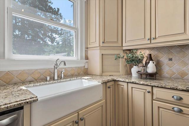 302 Los Gatos Boulevard, Los Gatos CA: https://media.crmls.org/mediaz/937cb14e-e883-4cdf-a8fa-5cc1d29e2d91.jpg