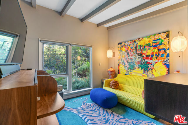 8581 Appian Way, Los Angeles CA: https://media.crmls.org/mediaz/937d57b6-5040-4a45-a8a6-2212cae254b8.jpg