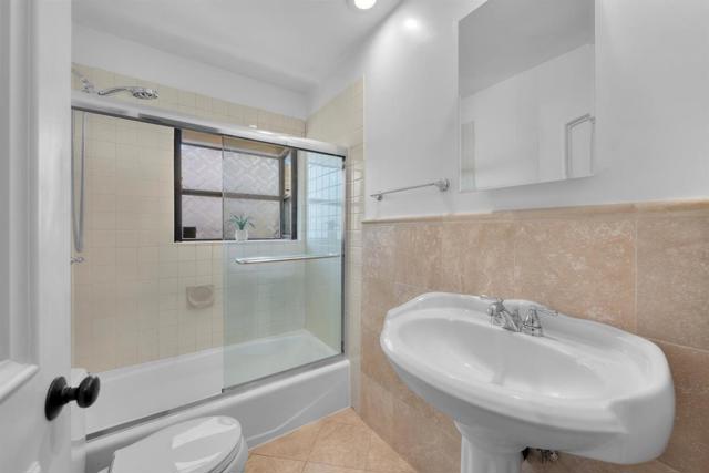619 Beryl Street, Redondo Beach, California 90277, 4 Bedrooms Bedrooms, ,3 BathroomsBathrooms,Residential,For Sale,Beryl,ML82038630