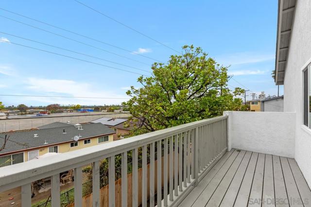 3758 Antiem St, Clairemont Mesa CA: https://media.crmls.org/mediaz/937de149-4913-401a-bf6d-23a50db07324.jpg