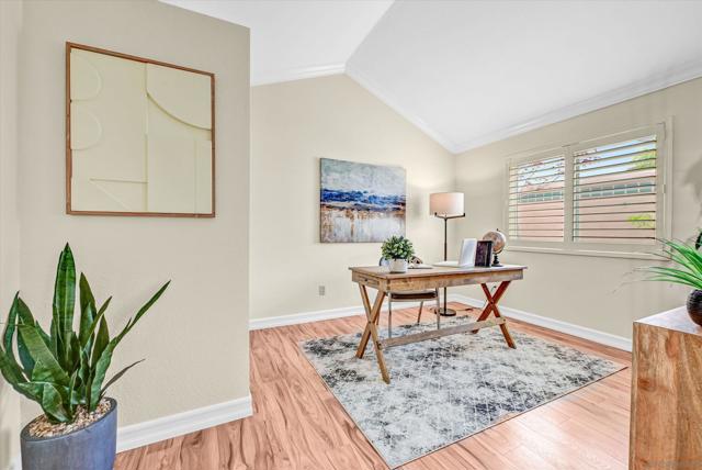 4459 Dorchester Pl, Carlsbad CA: https://media.crmls.org/mediaz/937ded56-c284-4ec8-9535-6be360cbc0b2.jpg