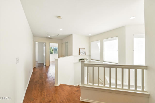 1529 La Verada Court, Camarillo CA: https://media.crmls.org/mediaz/937e0892-622a-448e-b8e5-525cf37bd4df.jpg