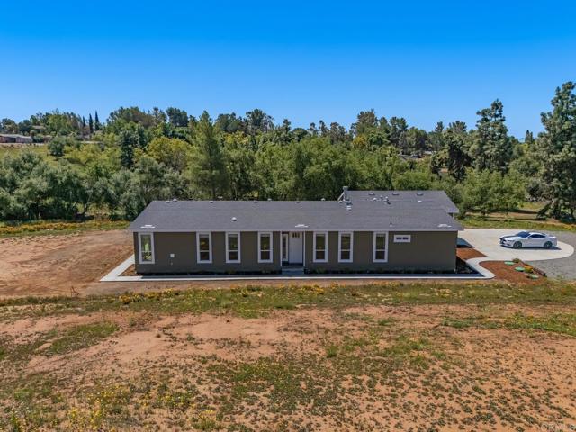 Detail Gallery Image 9 of 42 For 14053 Mcnally Rd, Valley Center,  CA 92082 - 4 Beds | 3 Baths