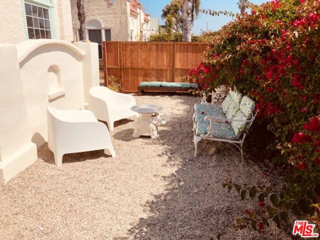 1533 6th Avenue photo 8