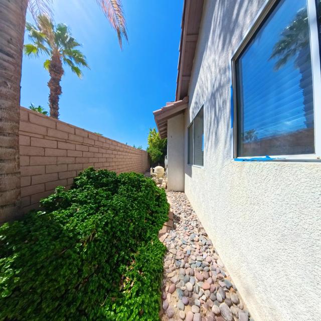 37879 Hollister Drive, Palm Desert, CA 92211