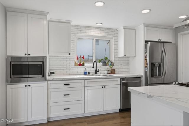 Detail Gallery Image 14 of 42 For 2206 Sanchez Dr, Camarillo,  CA 93010 - 3 Beds | 2 Baths