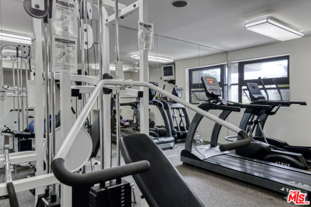 2121 Beloit Avenue, Los Angeles CA: https://media.crmls.org/mediaz/937eddf4-f766-4e2c-adf7-870b6e9cb8b3.jpg
