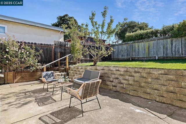 1511 Olive Ave, Richmond CA: https://media.crmls.org/mediaz/937f0262-7f72-450e-bc3f-8a0f1bfe6e41.jpg