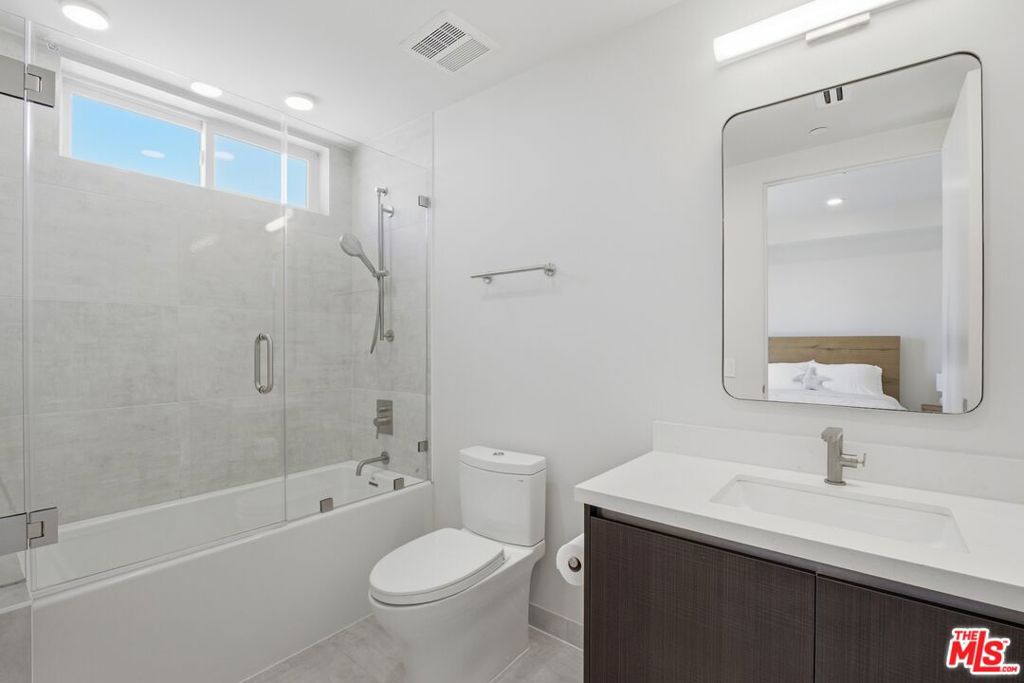 MLS #26987453 image #18