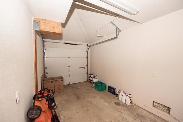 2432 Live Oak Road, Escondido CA: https://media.crmls.org/mediaz/938077fd-76a7-47ae-b748-e5e0cb13d1db.jpg